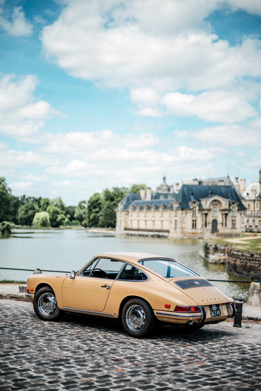  Porsche 911 2.0 Coupe 1965 года  (NA) (фото 22 из 33)